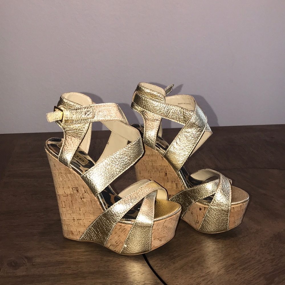 Bebe gold wedges, size 7